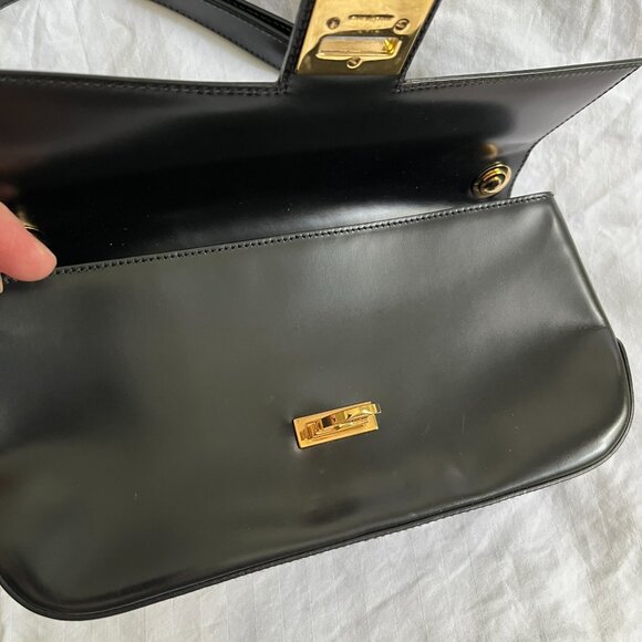 Salvatore Ferragamo Grancini Leather handbag - Picture 6 of 11